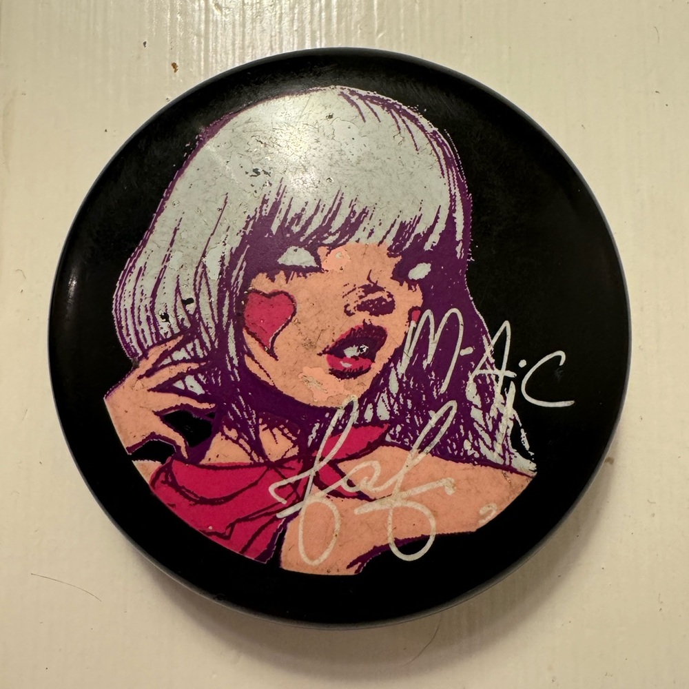 MAC Cosmetics Fafi Compact